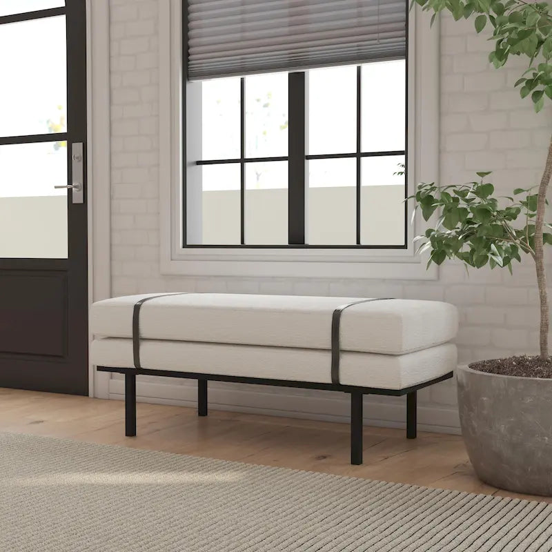 Banc rembourré avec base en métal - Boucle crème